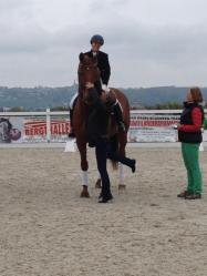 Galliano zu groß fürs Schleifchen